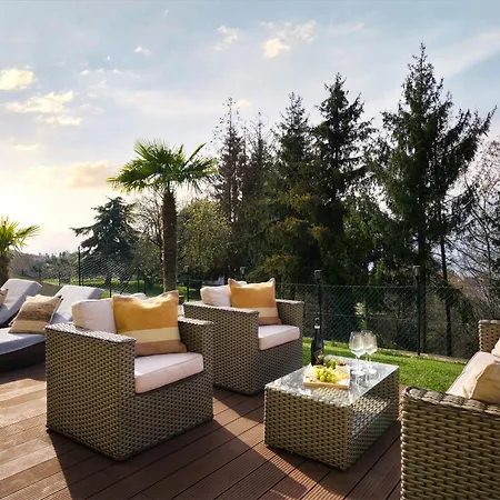 Salvatorehomes - Luxury With Private Dream Garden & Bbq - Casa Palma - A 5 Star Luxury Collection At Garda 펜션 산 제노 디 몬타냐